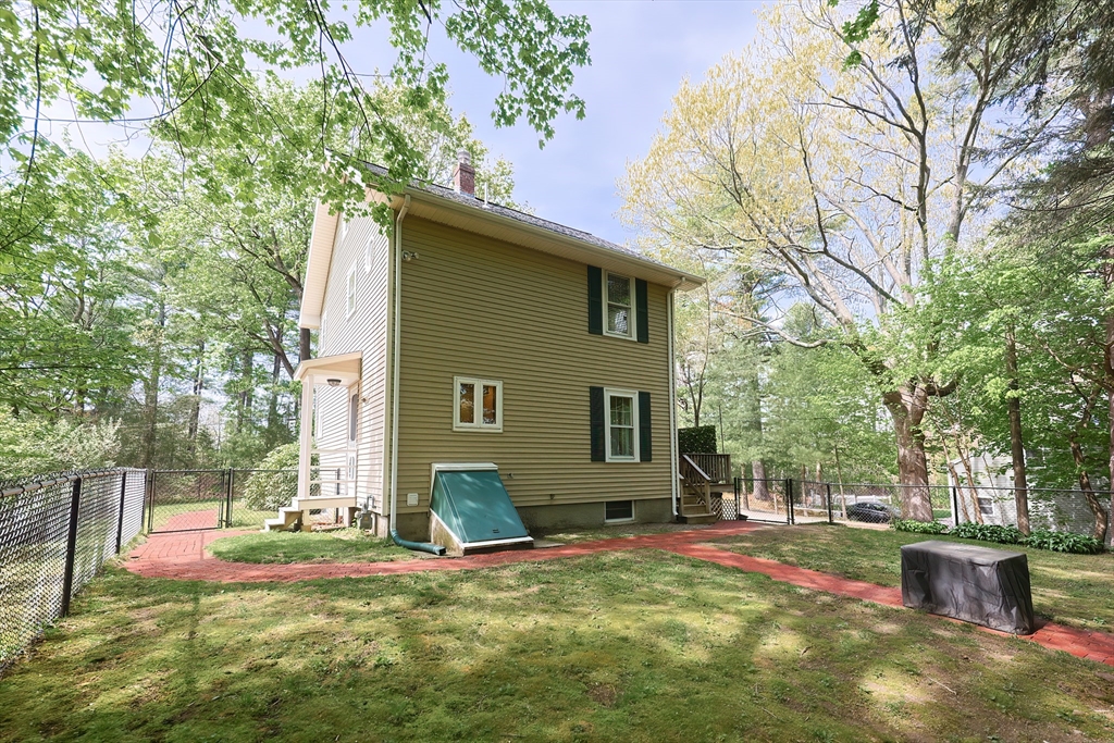 90 Allen Street Walpole, MA 02081 - Photo 31 of 32 Gallery Image 31