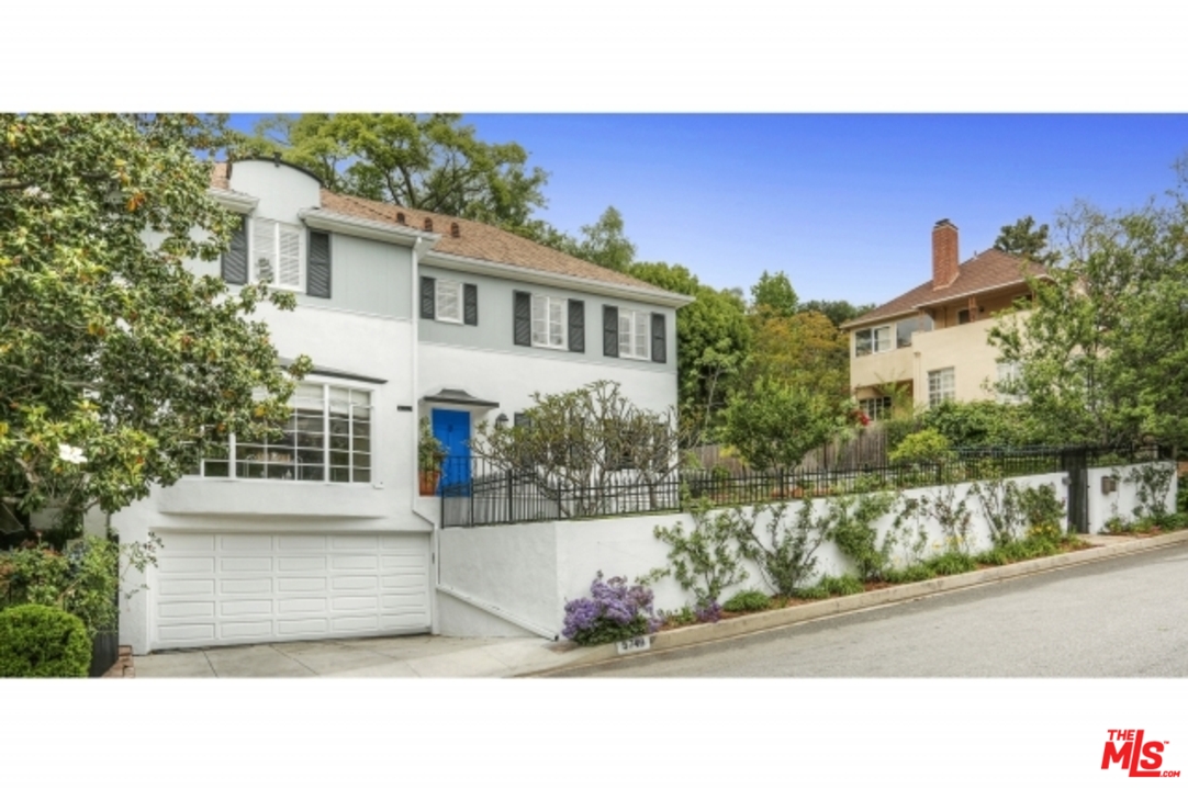 5743 Spring Oak Drive Los Angeles, CA 90068 - Photo 2 of 27