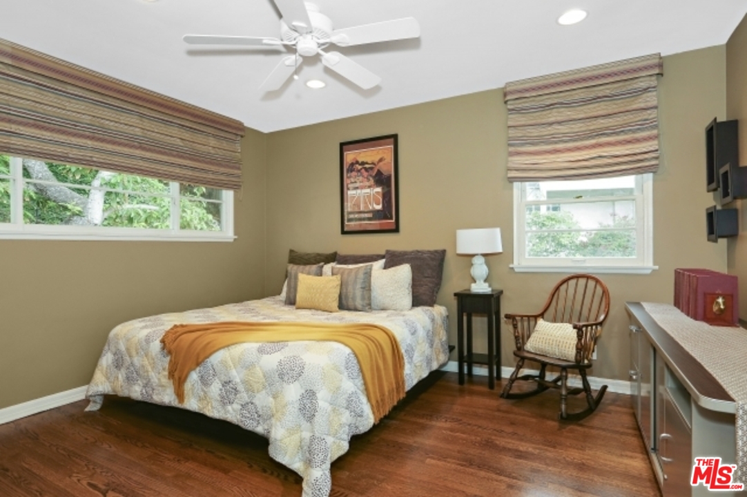 5743 Spring Oak Drive Los Angeles, CA 90068 - Photo 16 of 27