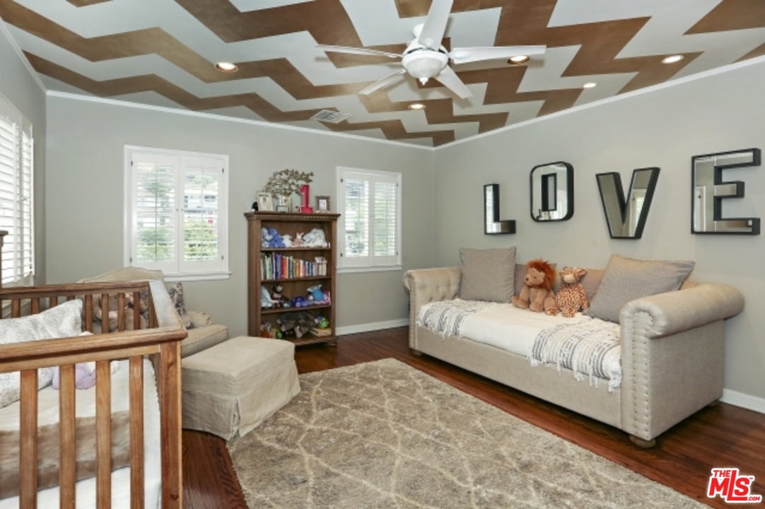 5743 Spring Oak Drive Los Angeles, CA 90068 - Photo 18 of 27