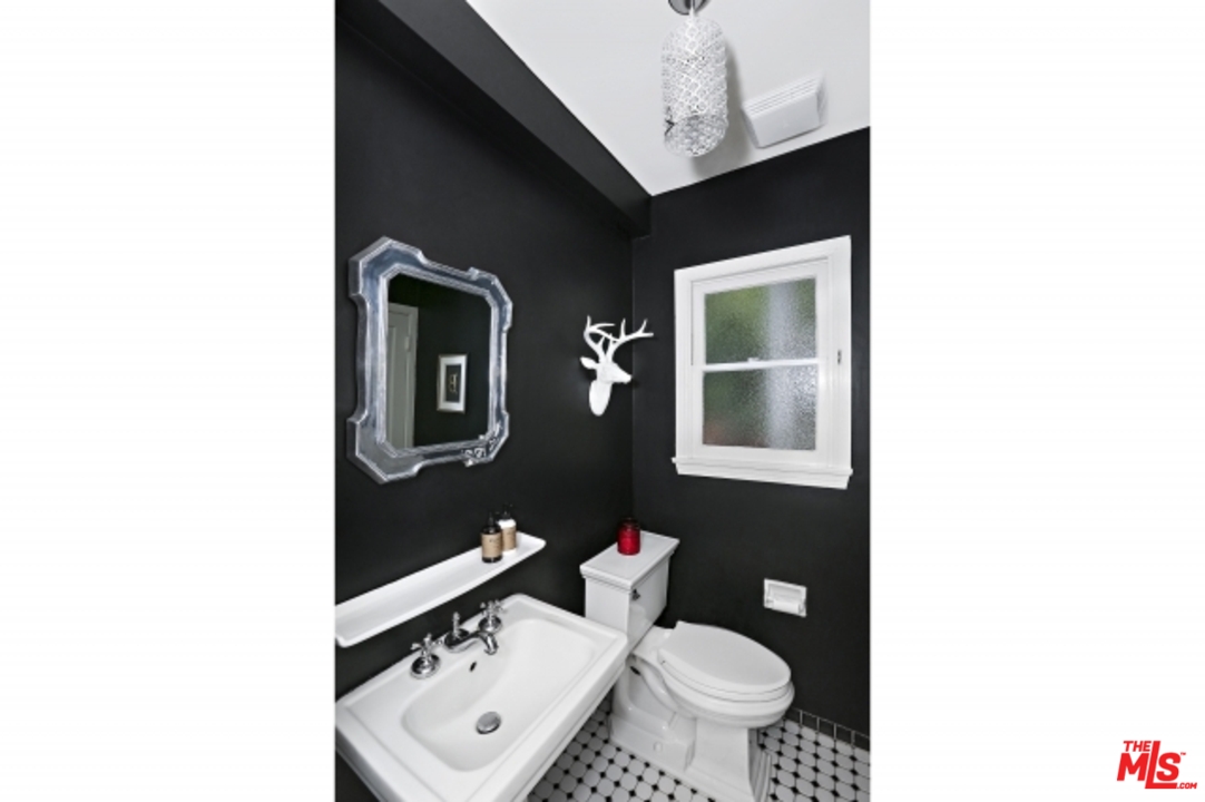 5743 Spring Oak Drive Los Angeles, CA 90068 - Photo 21 of 27