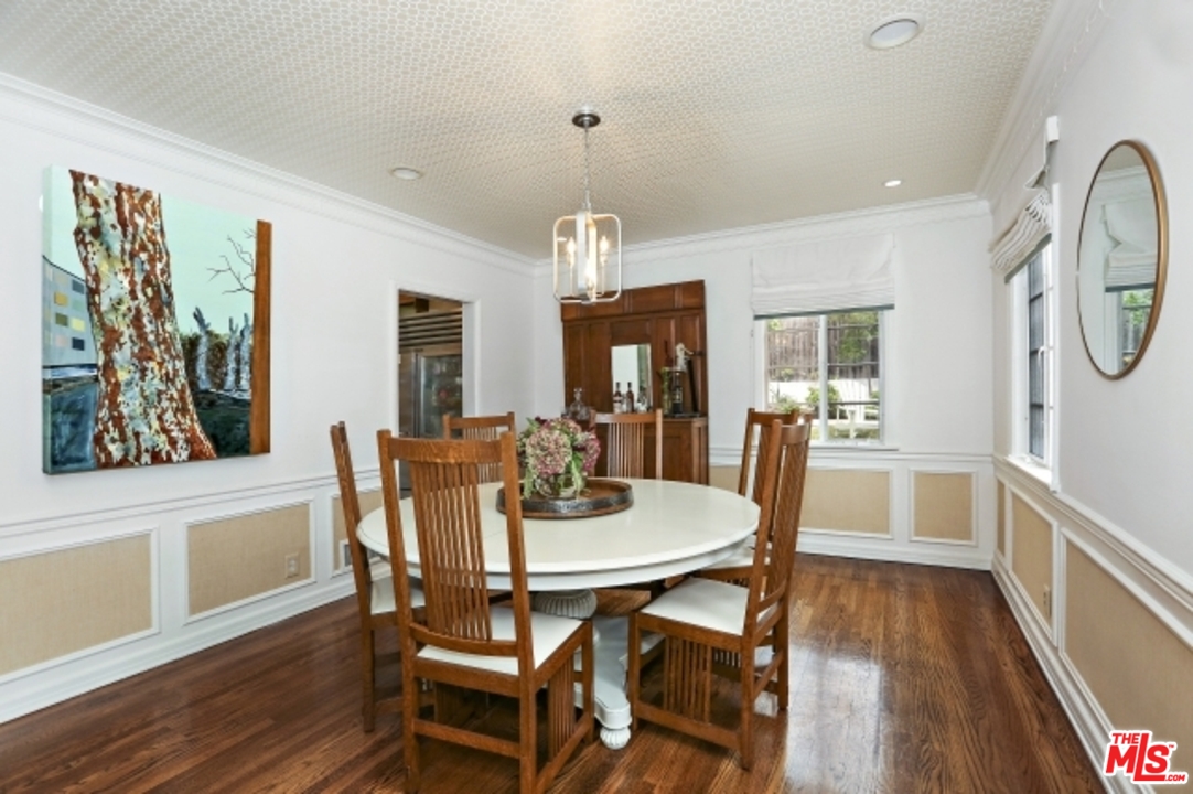 5743 Spring Oak Drive Los Angeles, CA 90068 - Photo 8 of 27