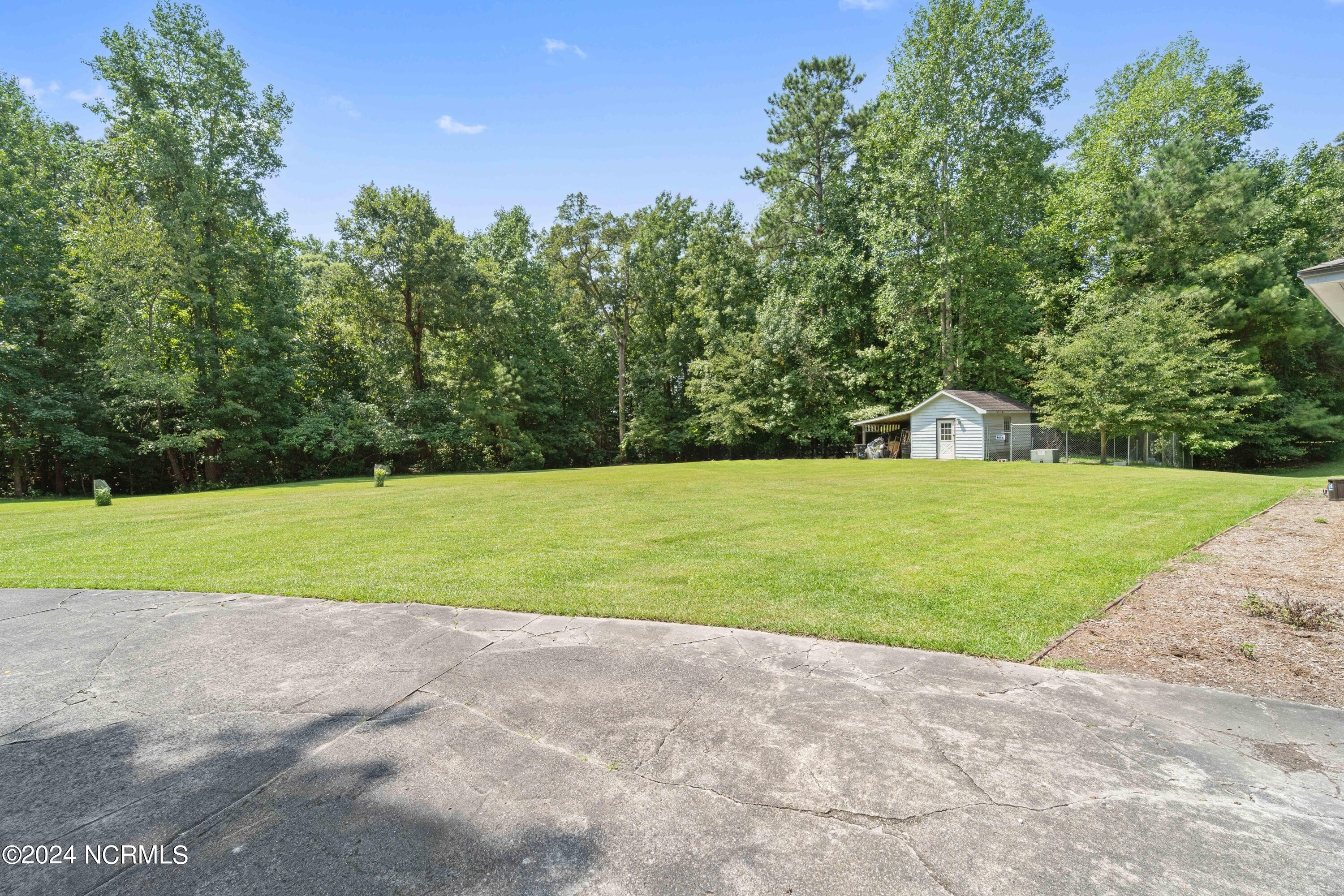 315 Nottingham Road Jacksonville, NC 28546 - Photo 18 of 107 DSC02742