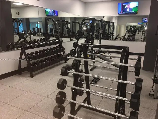 $2,650 | 2501 South Ocean Drive, Unit L11, Hollywood, FL 33019