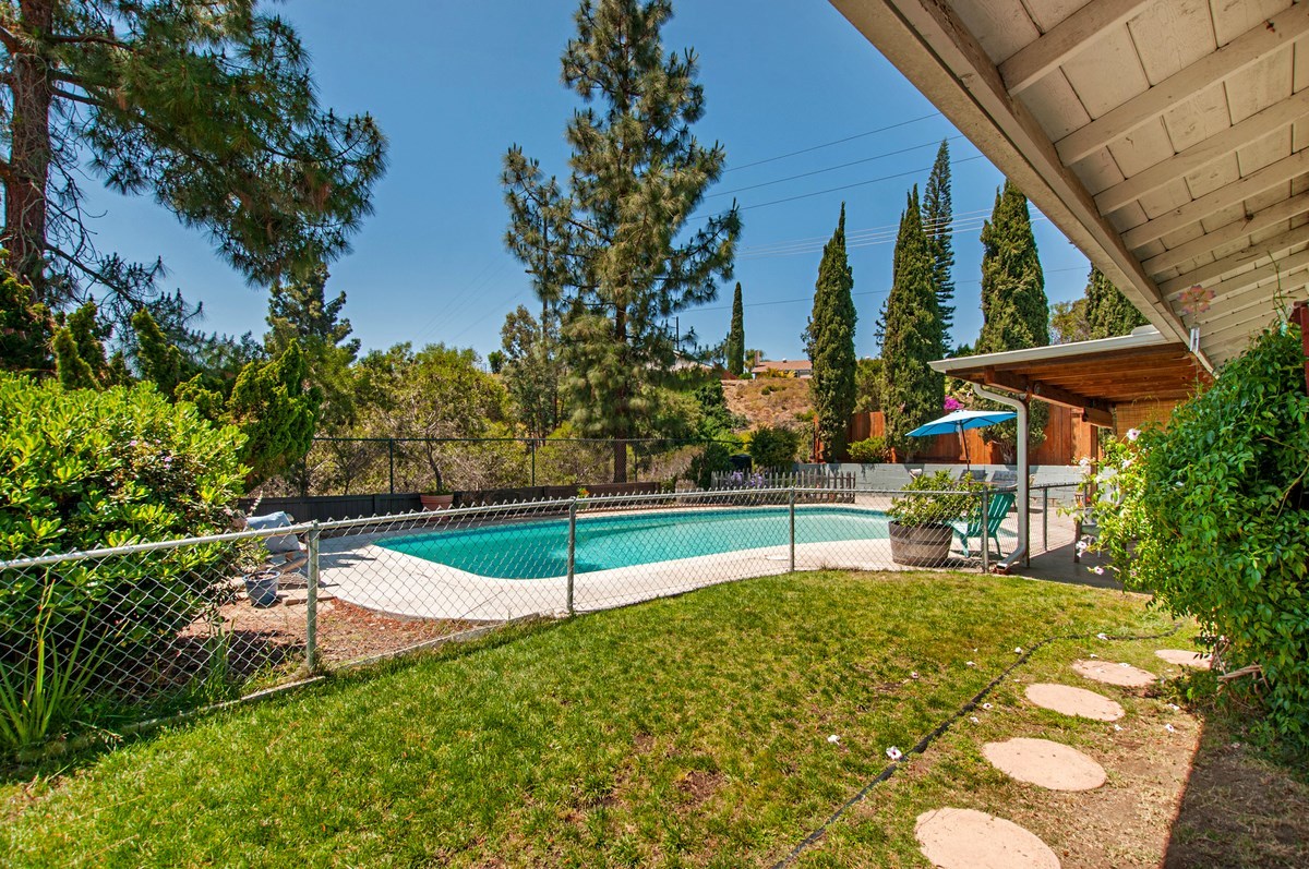 10841 Avenida Roberta Spring Valley, CA 91978 - Photo 21 of 25 Gallery Image 21