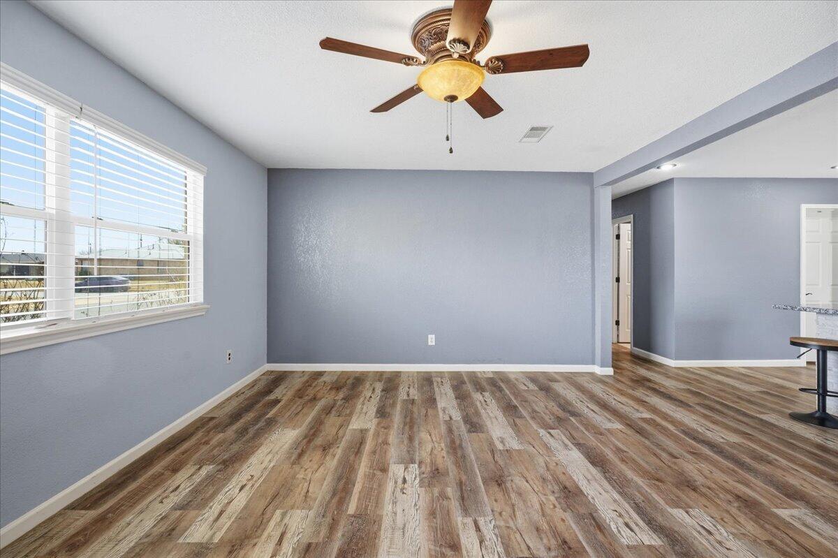 6202 24th Street Lubbock, TX 79407 - Photo 6 of 35 06-nmkm-3