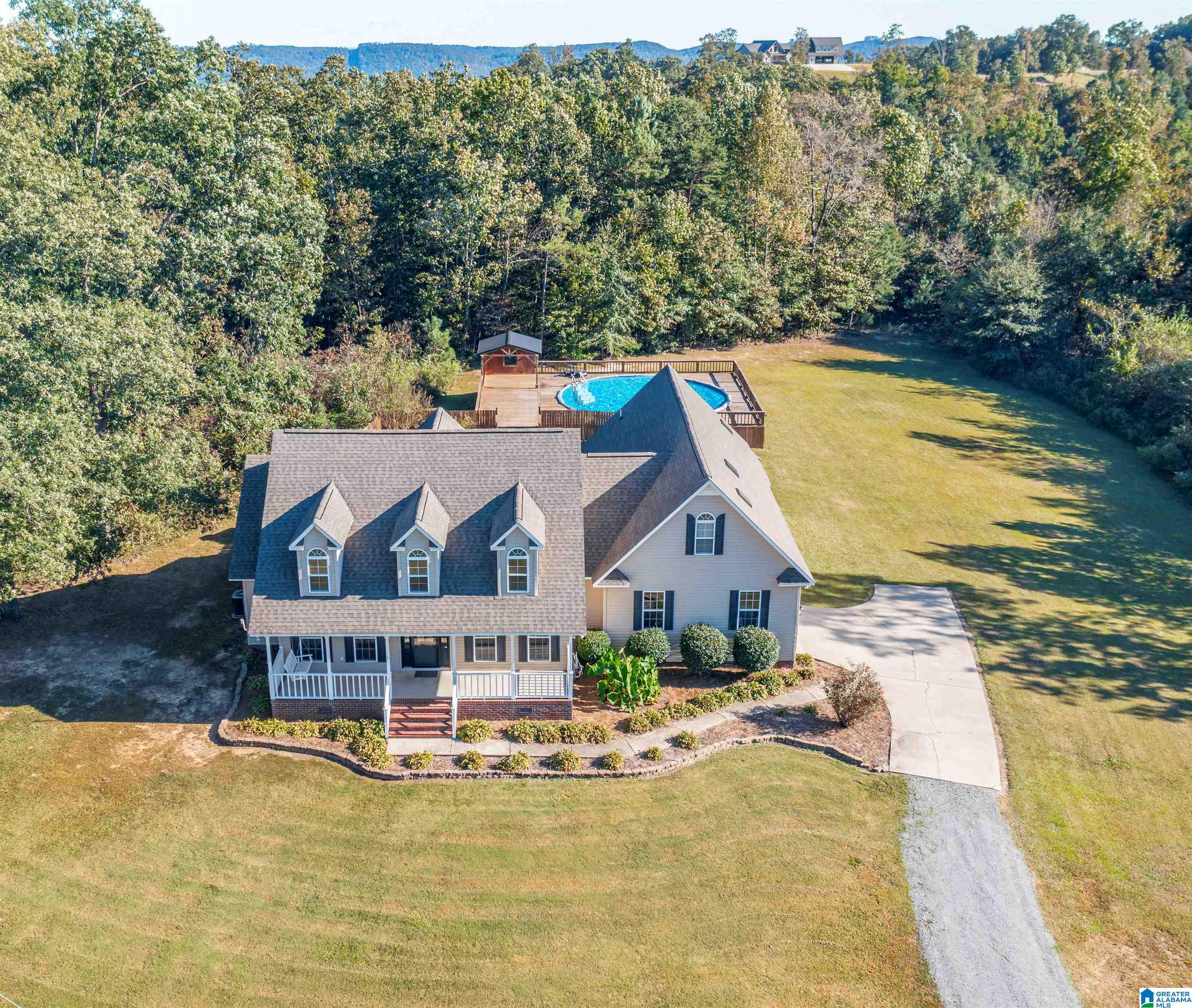 321 Brown Lane Boaz, AL 35956 - Photo 2 of 40