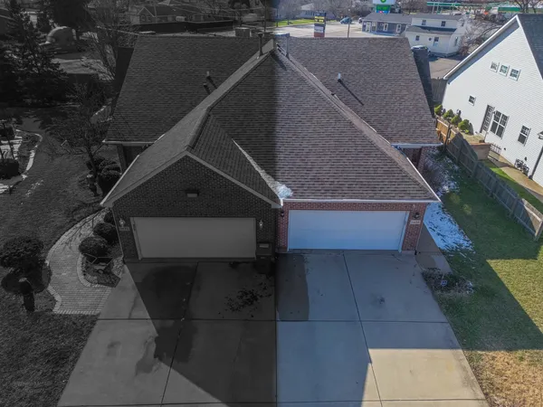 $299,900 | 1438 Coral Bell Drive, Joliet, IL 60435