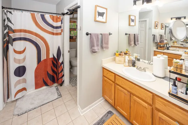 $299,900 | 1438 Coral Bell Drive, Joliet, IL 60435