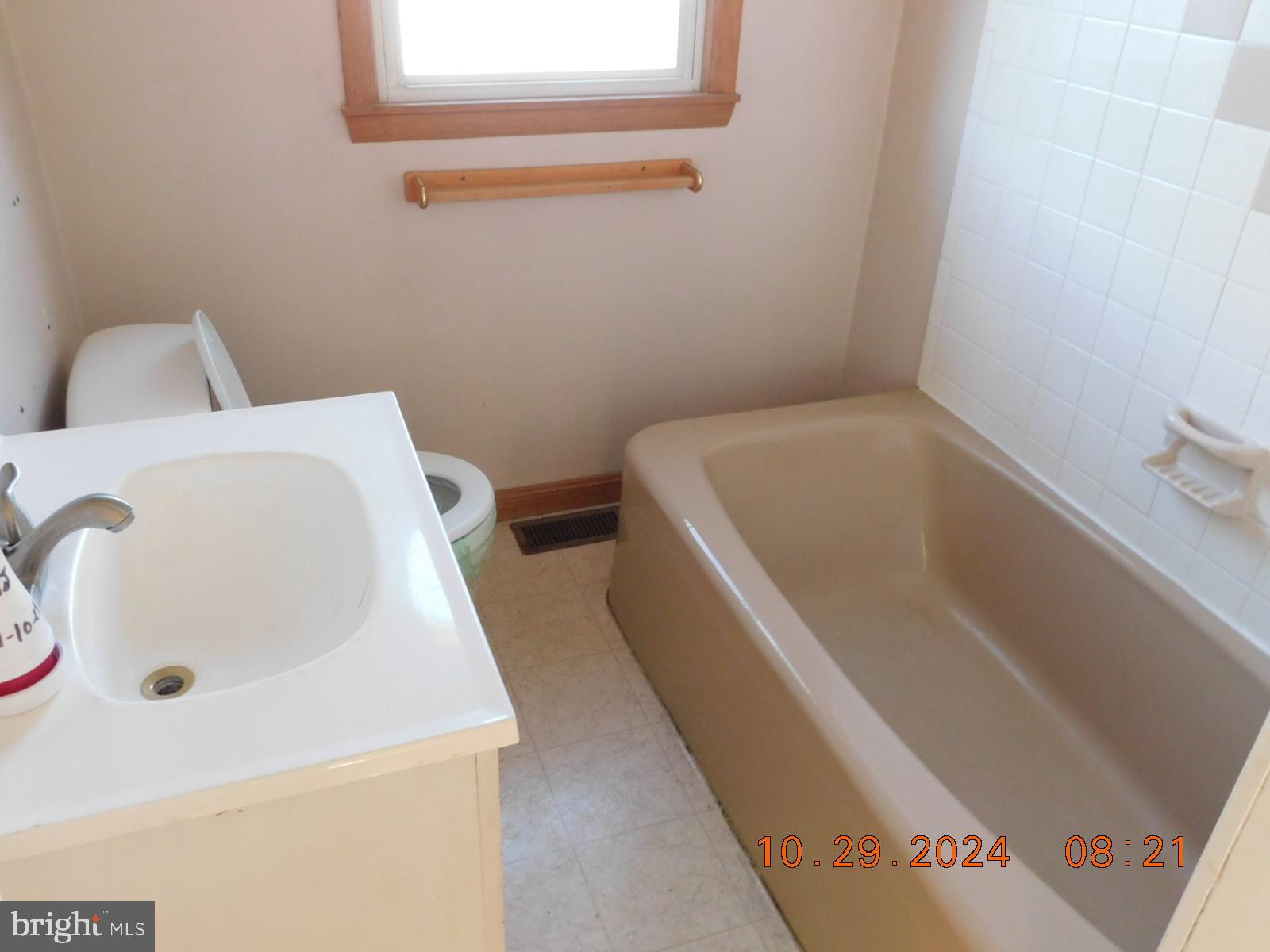 39 North Chester Avenue Riverside, NJ 08075 - Photo 24 of 30