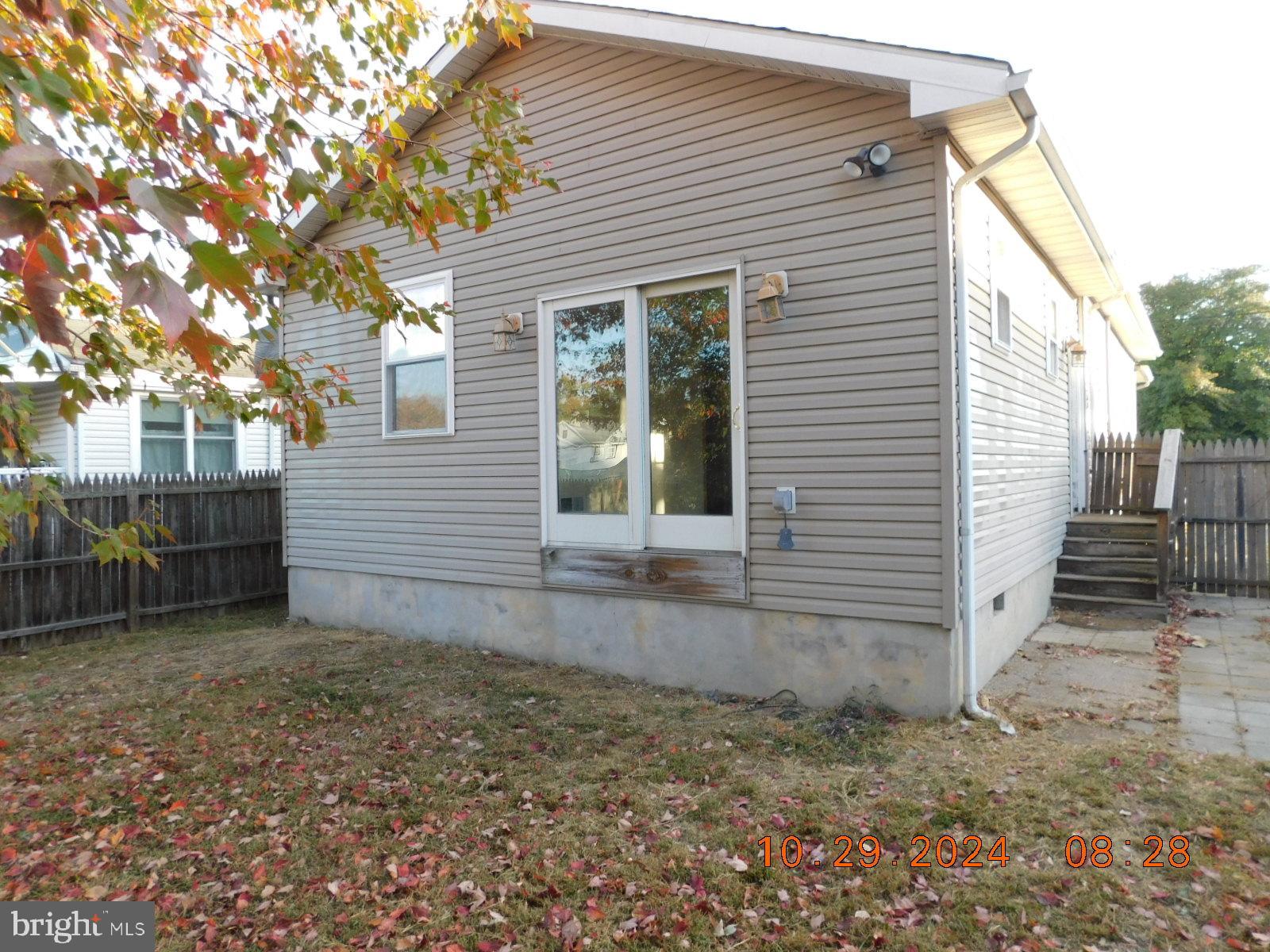 39 North Chester Avenue Riverside, NJ 08075 - Photo 4 of 30