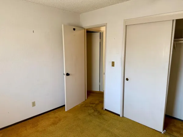 $399,950 | 1264 Parkview Street, Manteca, CA 95337