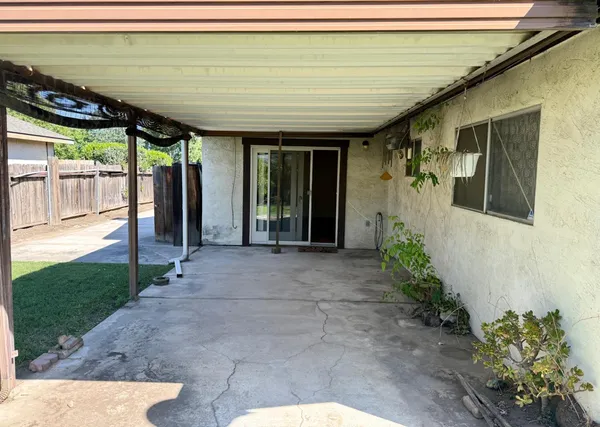 $399,950 | 1264 Parkview Street, Manteca, CA 95337