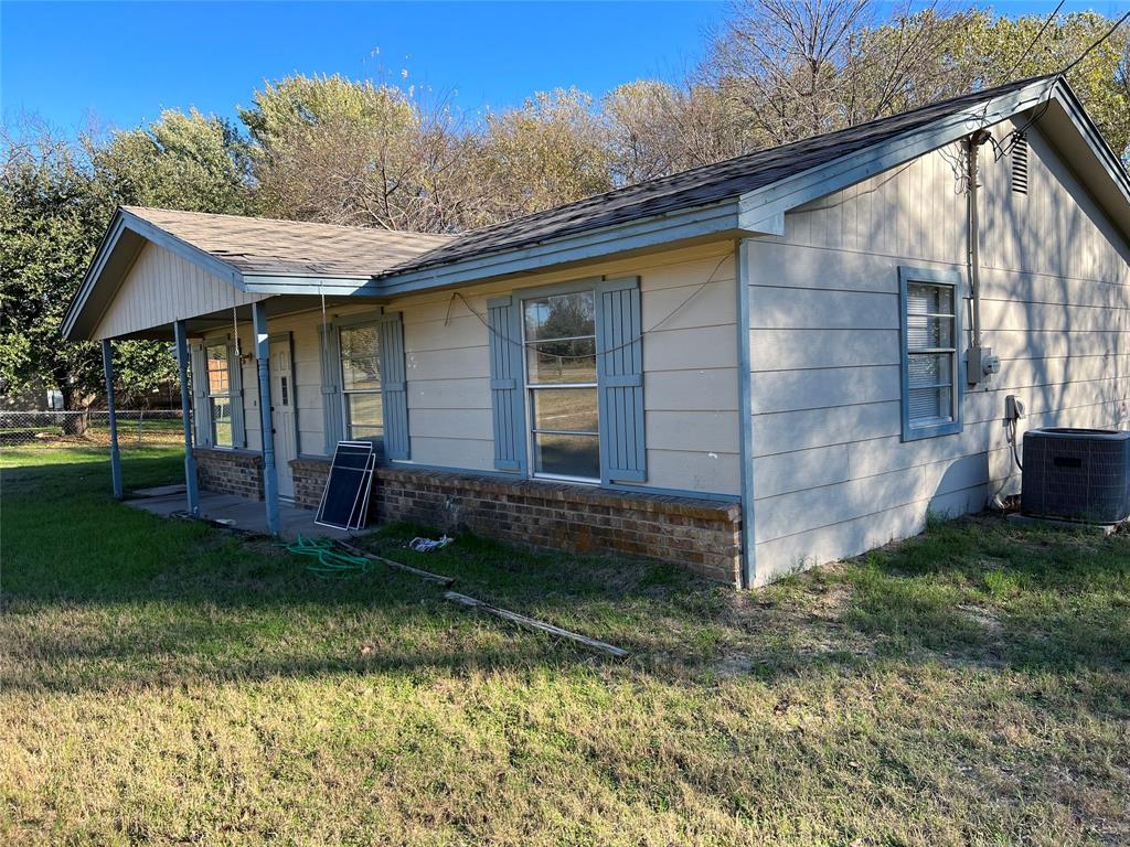 3711 Greenwood Road Weatherford, TX 76088 - Photo 2 of 15 a view of a house with a yard