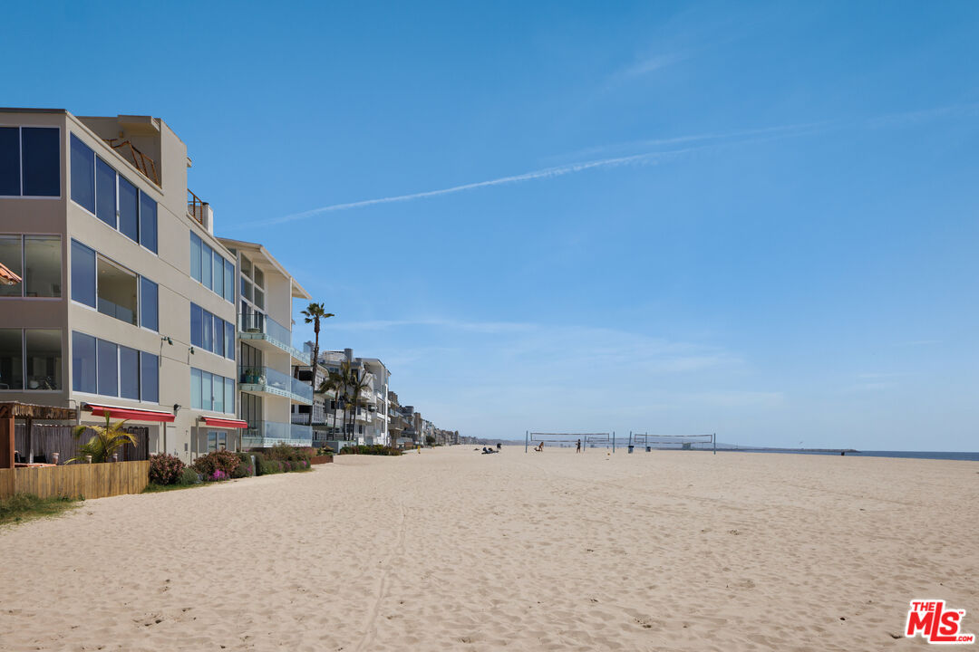 3412 Ocean Front Walk, Unit 201 Marina del Rey, CA 90292 - Photo 21 of 23 a front view of a building
