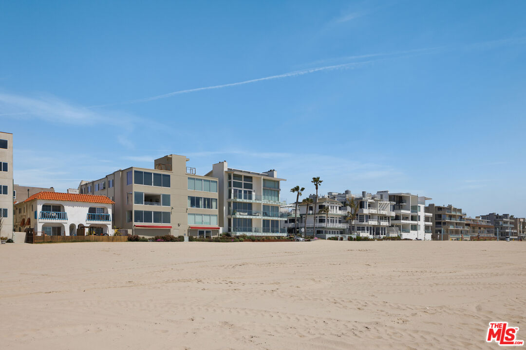 3412 Ocean Front Walk, Unit 201 Marina del Rey, CA 90292 - Photo 22 of 23 a view of city with tall buildings