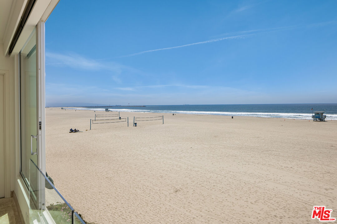 3412 Ocean Front Walk, Unit 201 Marina del Rey, CA 90292 - Photo 4 of 23 a view of water heater room