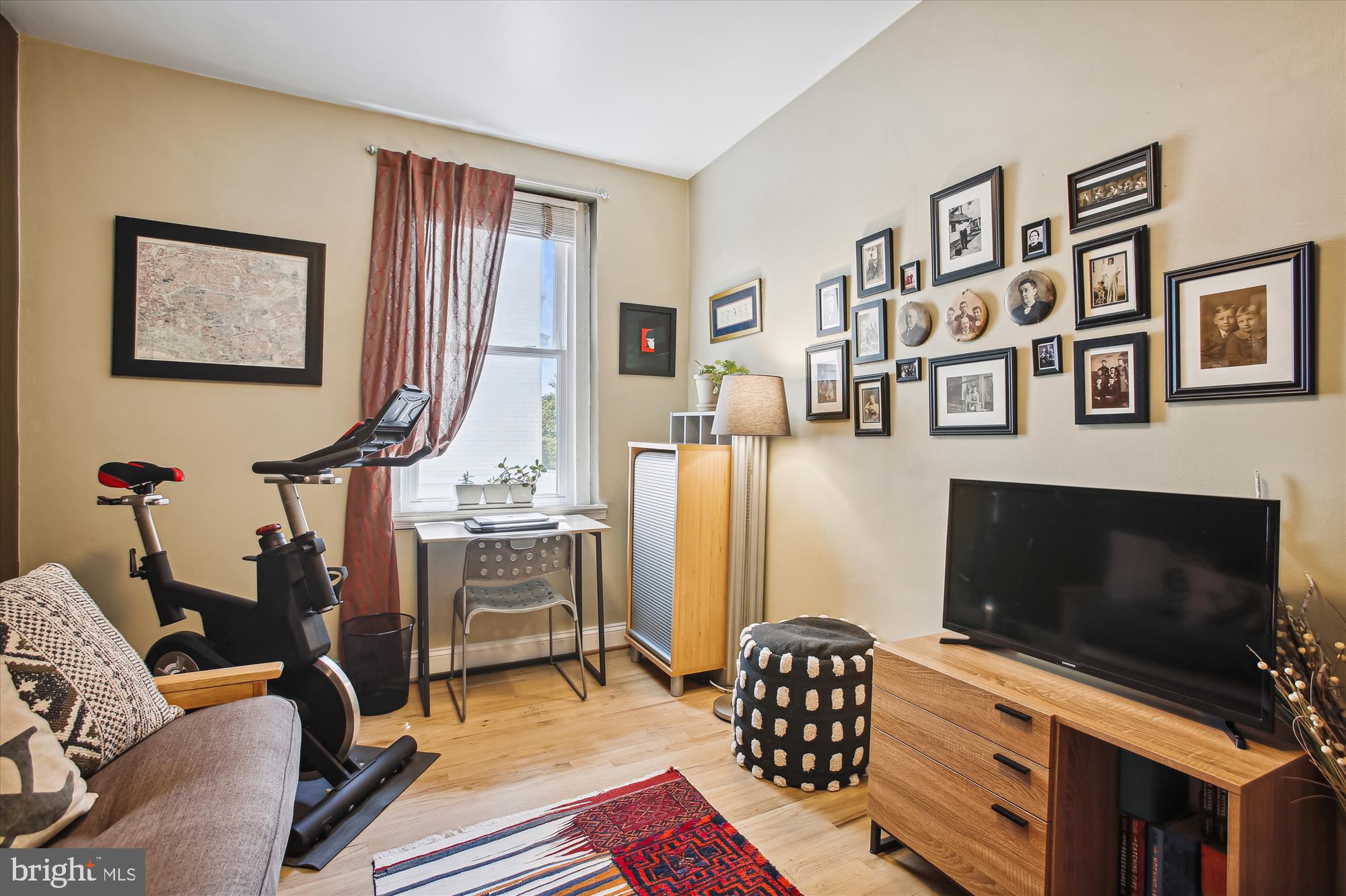 1669 Columbia Road Northwest, Unit 210 Washington, DC 20009 - Photo 20 of 33 Bedroom #2