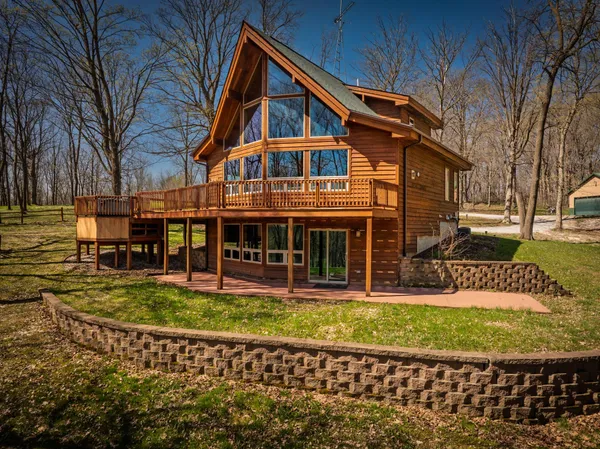$675,000 | 12994 385th Avenue, Mabel, MN 55954