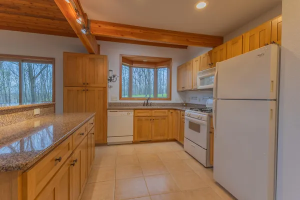 $675,000 | 12994 385th Avenue, Mabel, MN 55954