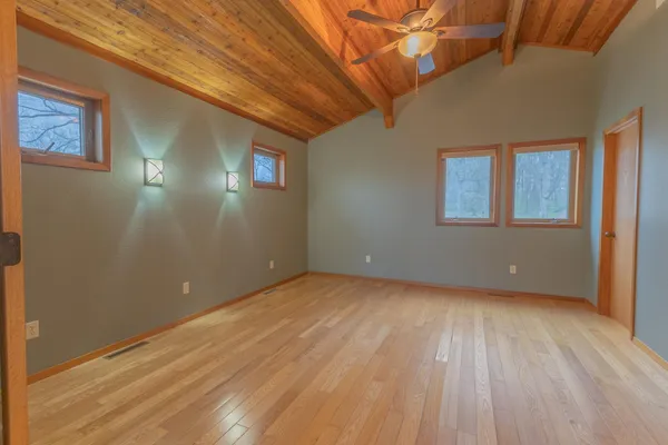$675,000 | 12994 385th Avenue, Mabel, MN 55954