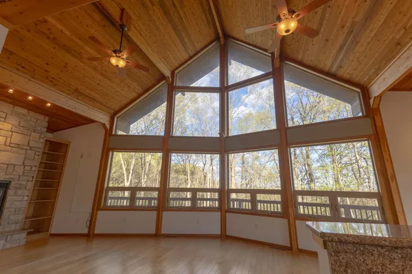 $675,000 | 12994 385th Avenue, Mabel, MN 55954