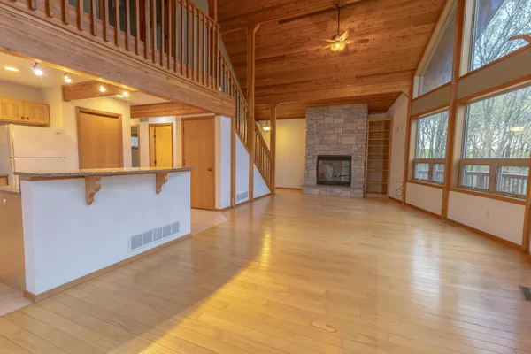 $675,000 | 12994 385th Avenue, Mabel, MN 55954