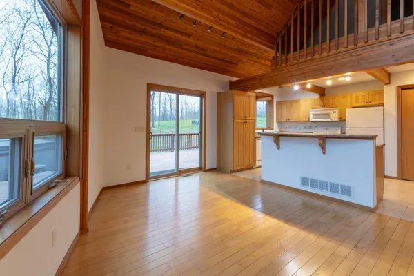 $675,000 | 12994 385th Avenue, Mabel, MN 55954