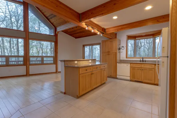 $675,000 | 12994 385th Avenue, Mabel, MN 55954