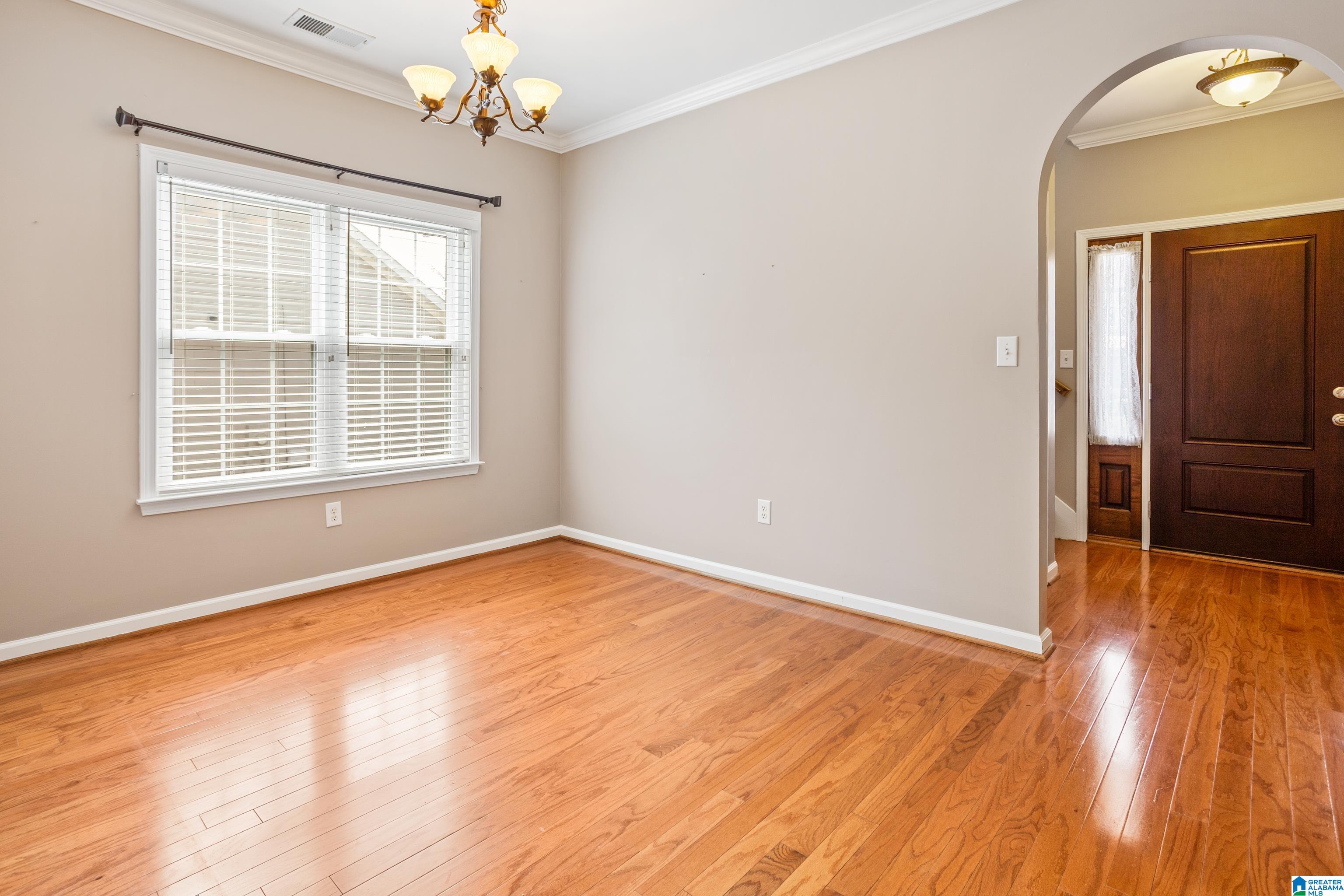 218 Nottingham Drive Calera, AL 35040 - Photo 5 of 53