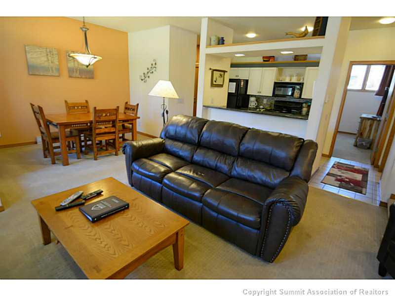 2007 Soda Ridge Road, Unit 1922 Keystone, CO 80435 - Photo 2 of 25 Living Room.
