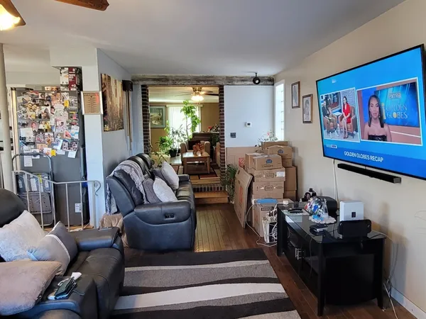 $549,000 | 7432 West Gregory Street, Chicago, IL 60656
