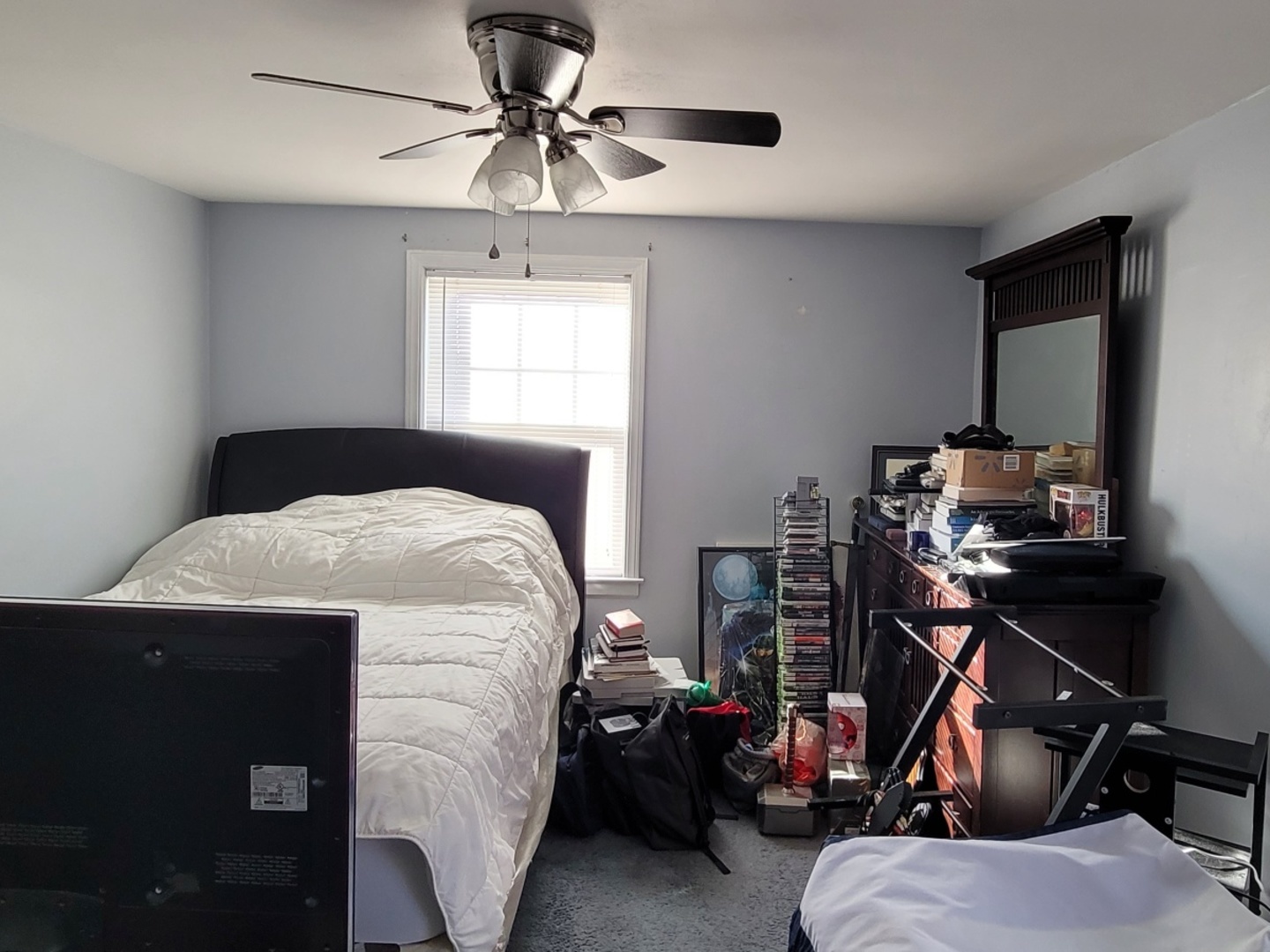 7432 West Gregory Street Chicago, IL 60656 - Photo 29 of 42 a bedroom with a bed and a window