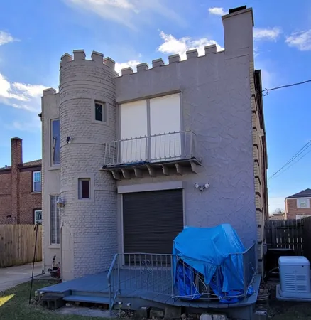 $549,000 | 7432 West Gregory Street, Chicago, IL 60656