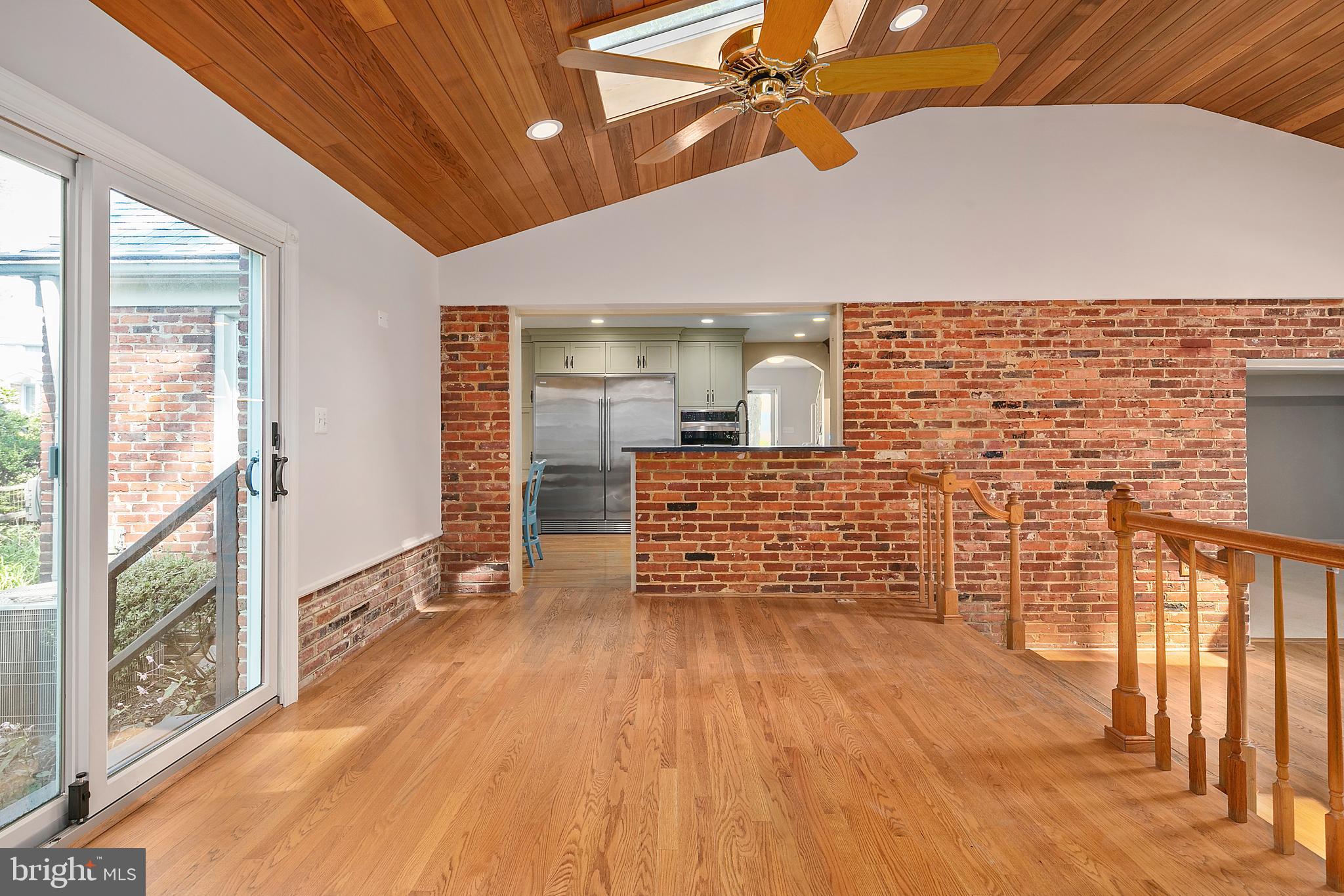 12018 Smoketree Road Potomac, MD 20854 - Photo 12 of 31 Dining Area/Great Room