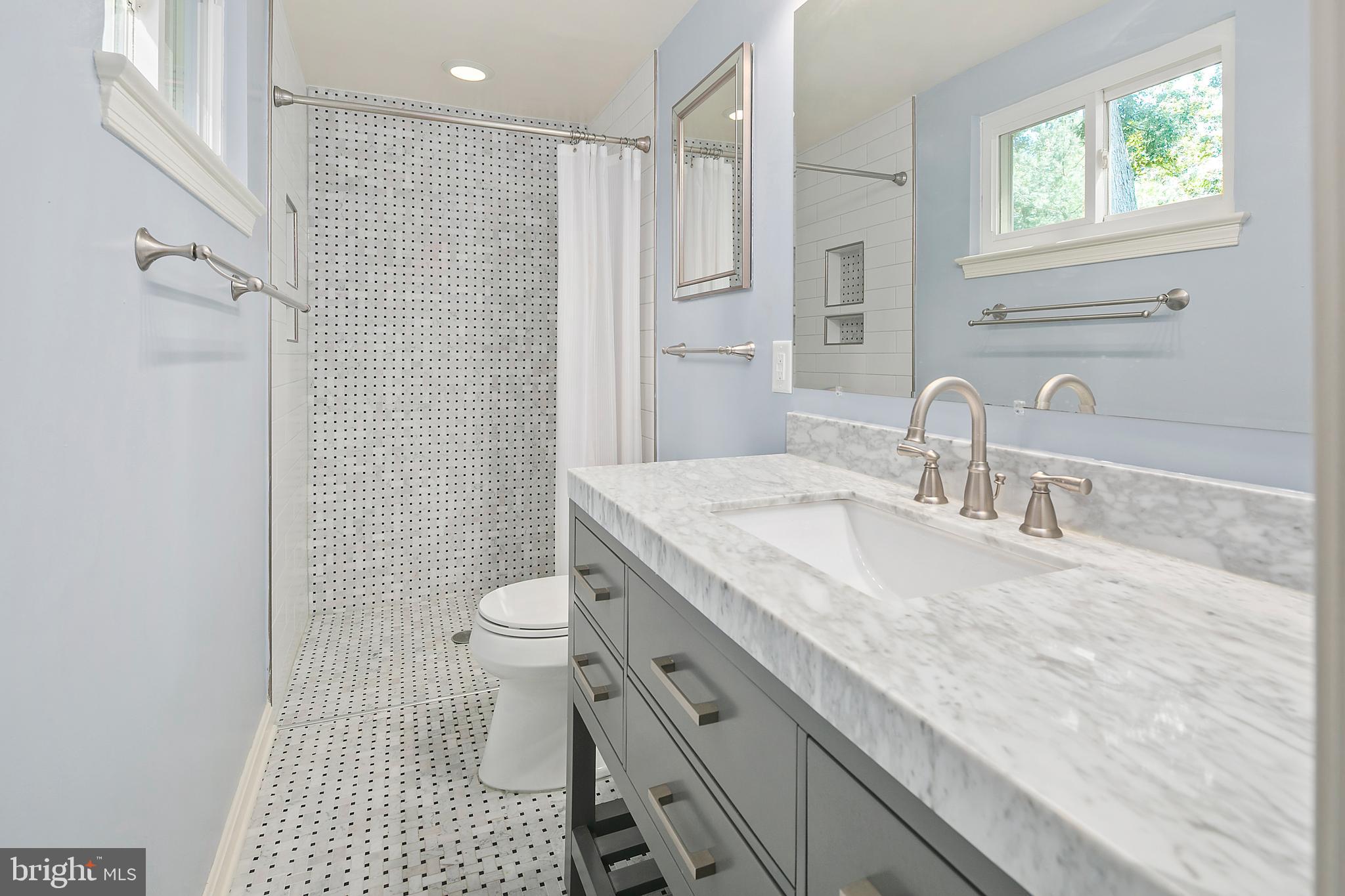 12018 Smoketree Road Potomac, MD 20854 - Photo 22 of 31 Master Bath