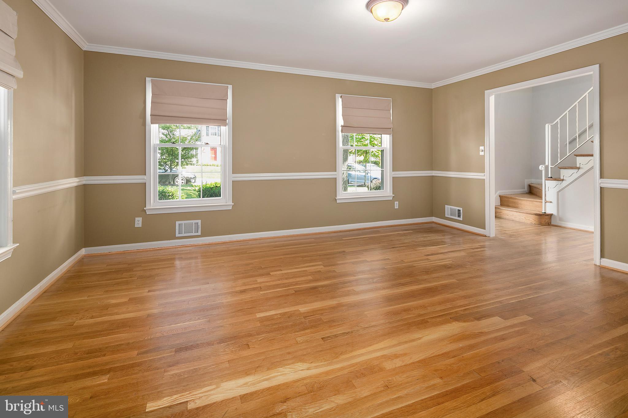 12018 Smoketree Road Potomac, MD 20854 - Photo 5 of 31 Formal Living Room