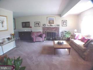617 Manchester Road Norristown, PA 19403 - Photo 2 of 6 Gallery Image 2