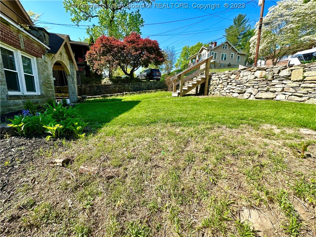 1114 Oakmont Road Charleston, WV 25314 - Photo 32 of 38 Gallery Image 32