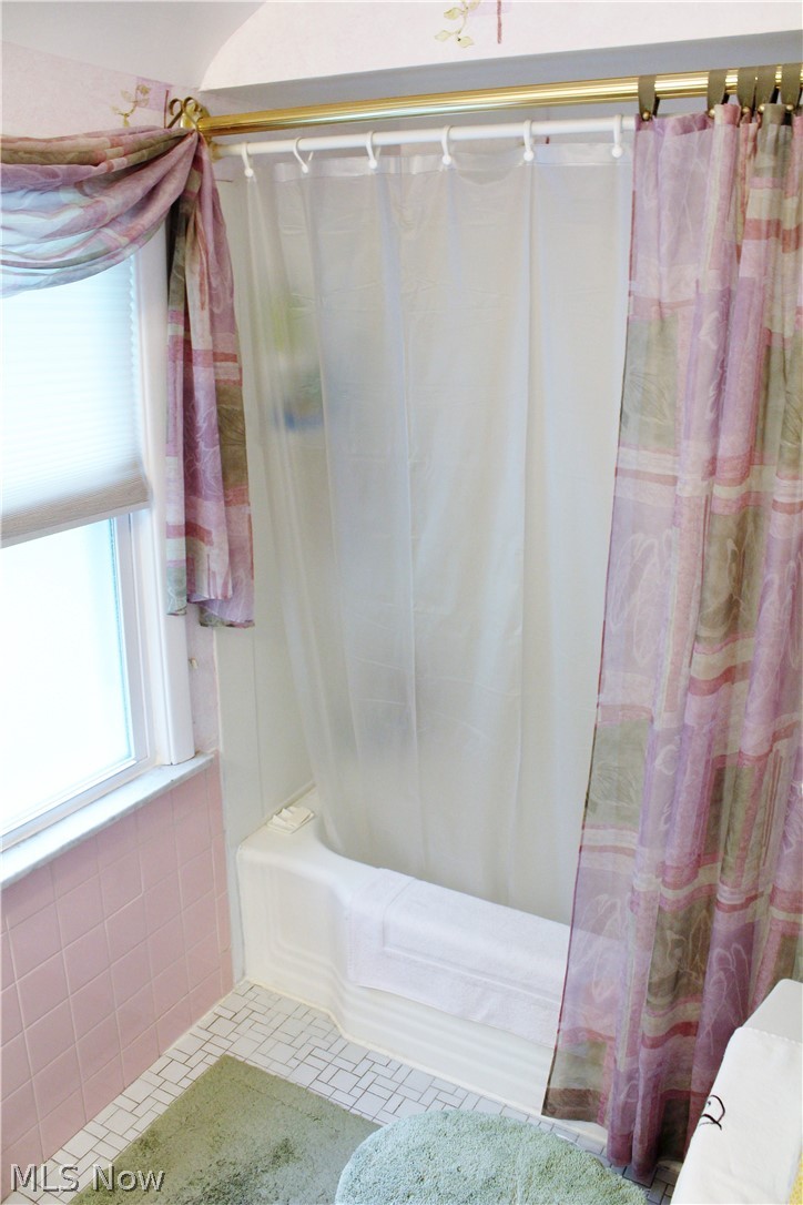 5624 Ridgebury Boulevard Lyndhurst, OH 44124 - Photo 12 of 21