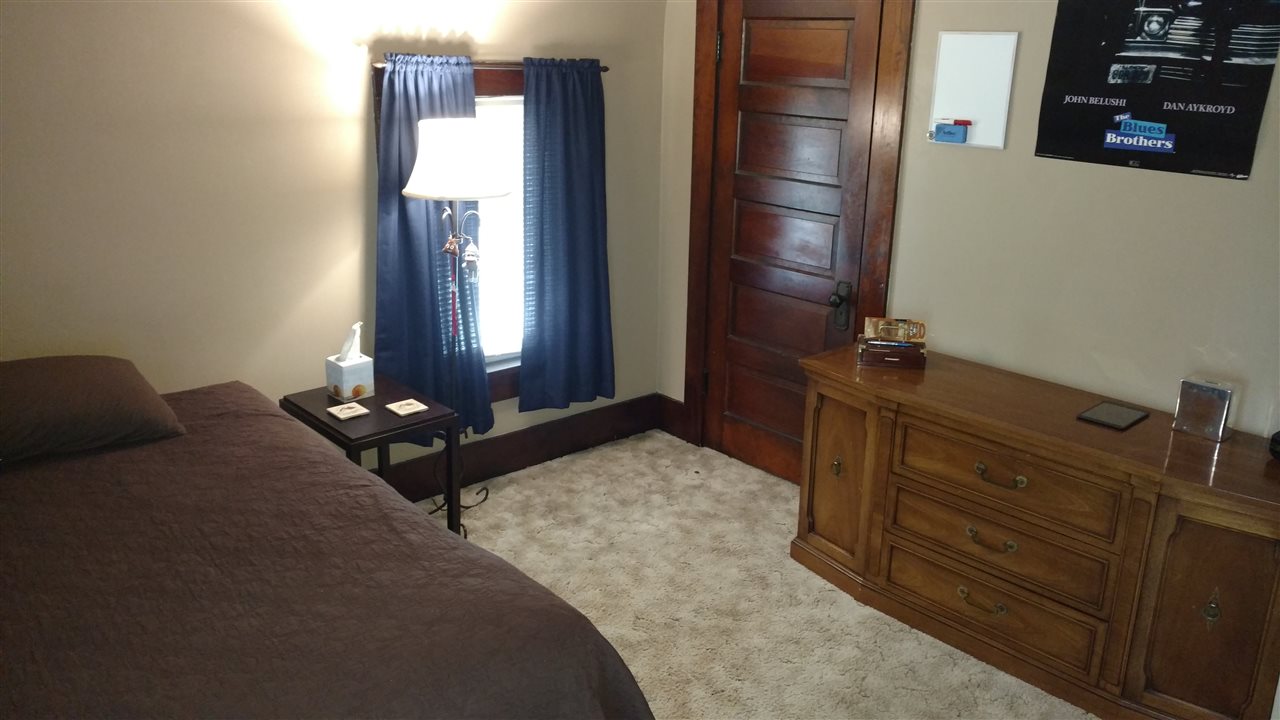 208 South 5th Street Decatur, IN 46733 - Photo 3 of 18