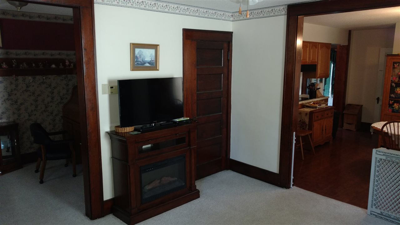 208 South 5th Street Decatur, IN 46733 - Photo 8 of 18