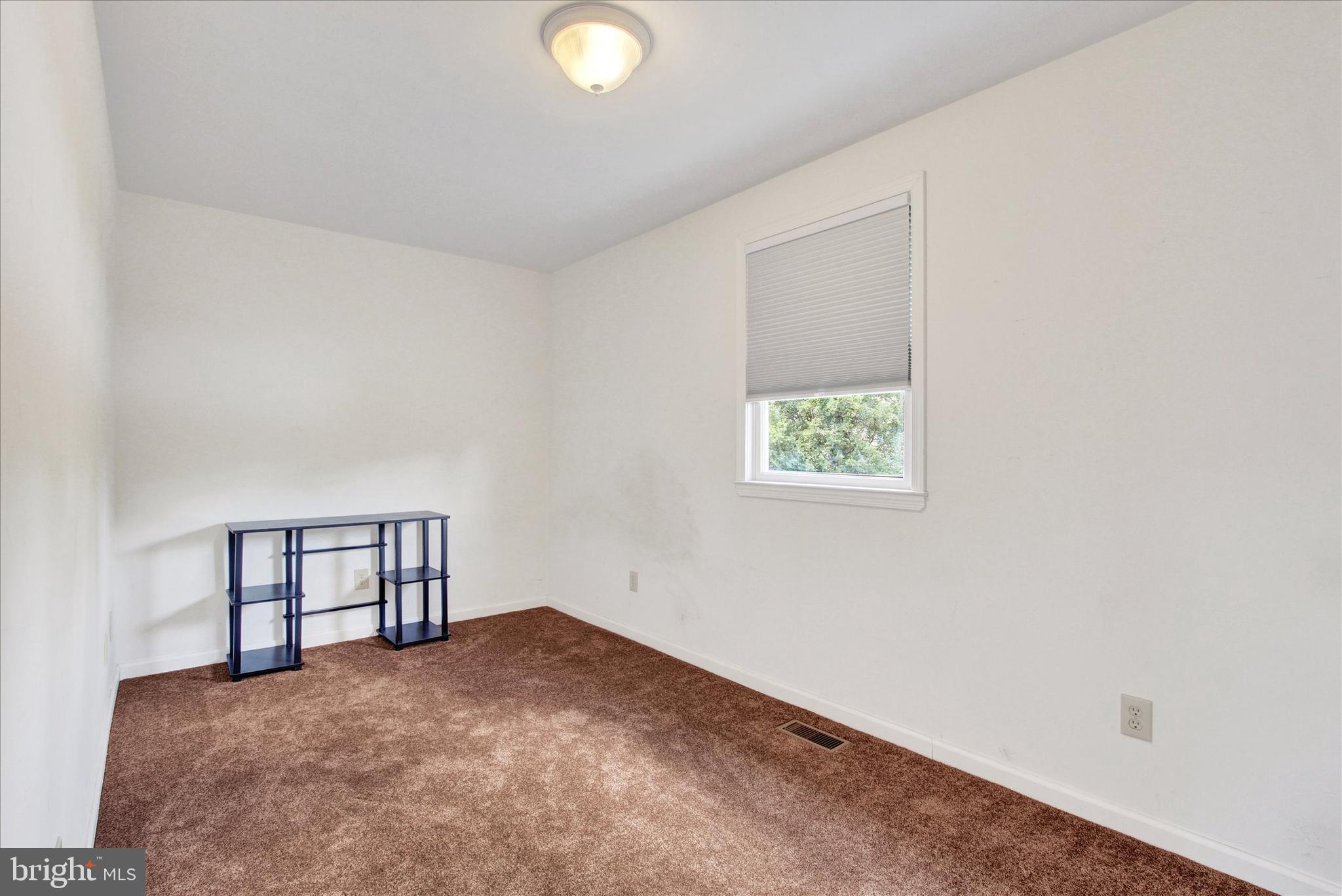 409 Springbrook Court Hanover, PA 17331 - Photo 21 of 28