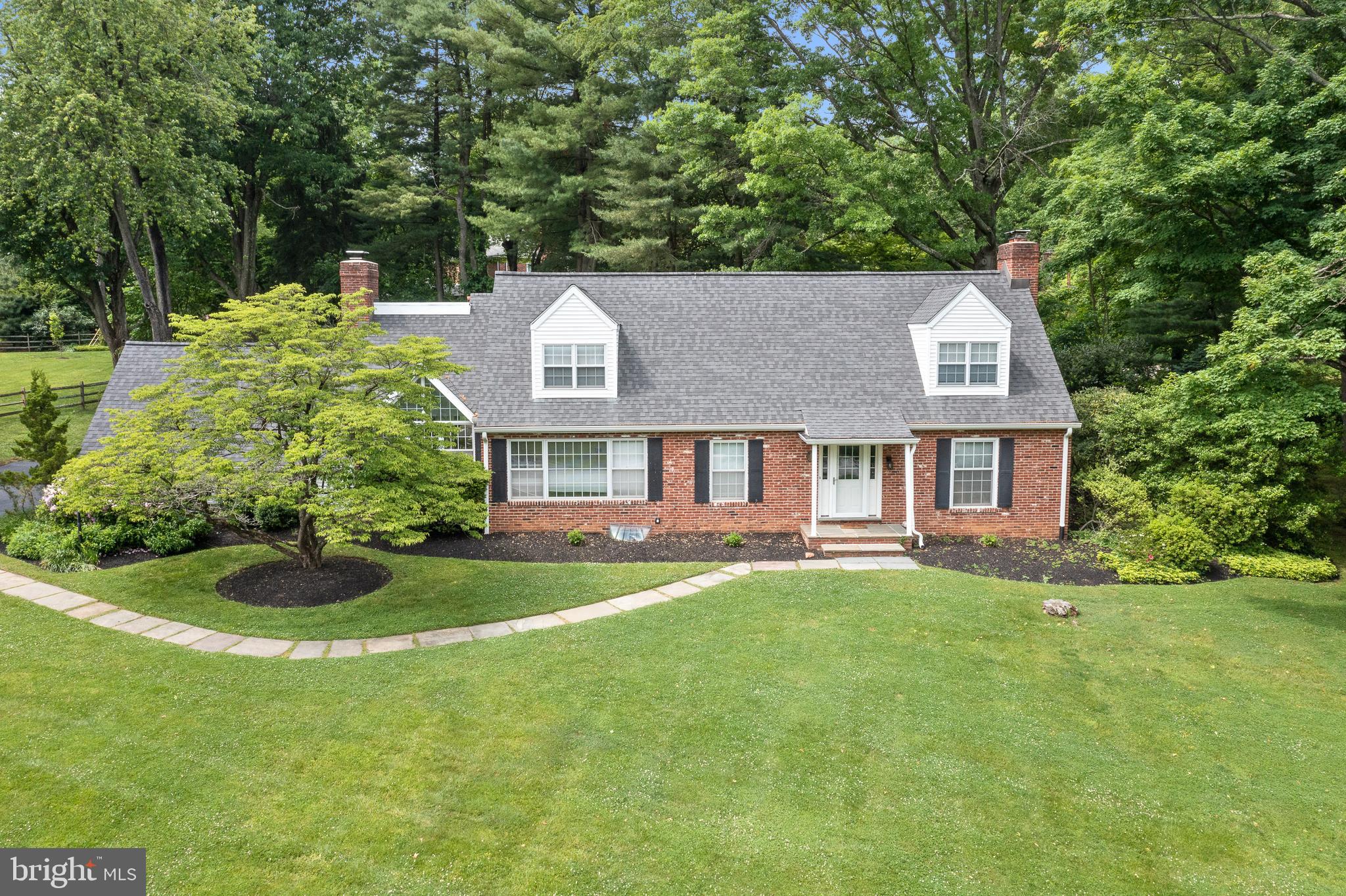 Welcome to 507 Timber Lane in the Shand Tract!
