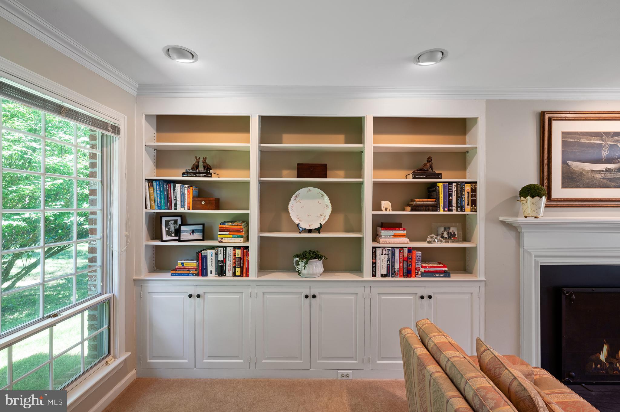 507 Timber Lane Devon, PA 19333 - Photo 15 of 38 Charming Built-Ins