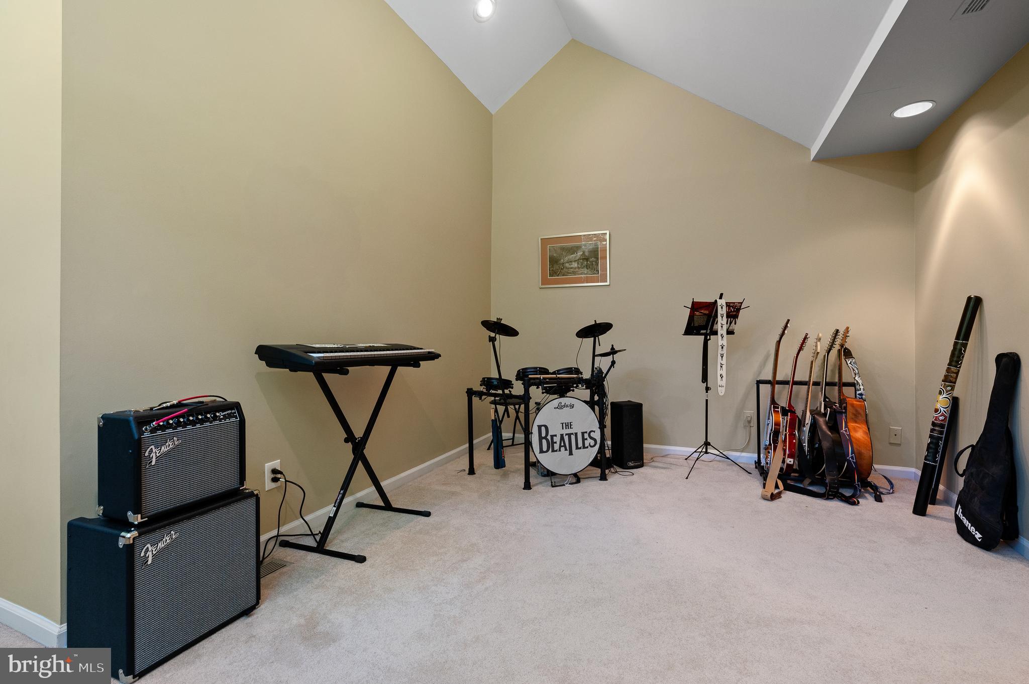 507 Timber Lane Devon, PA 19333 - Photo 24 of 38 Multi-Purpose Space!