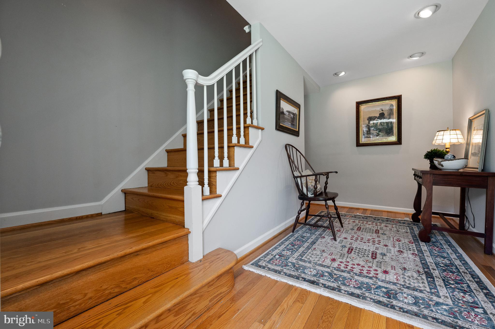 507 Timber Lane Devon, PA 19333 - Photo 4 of 38 Front Foyer