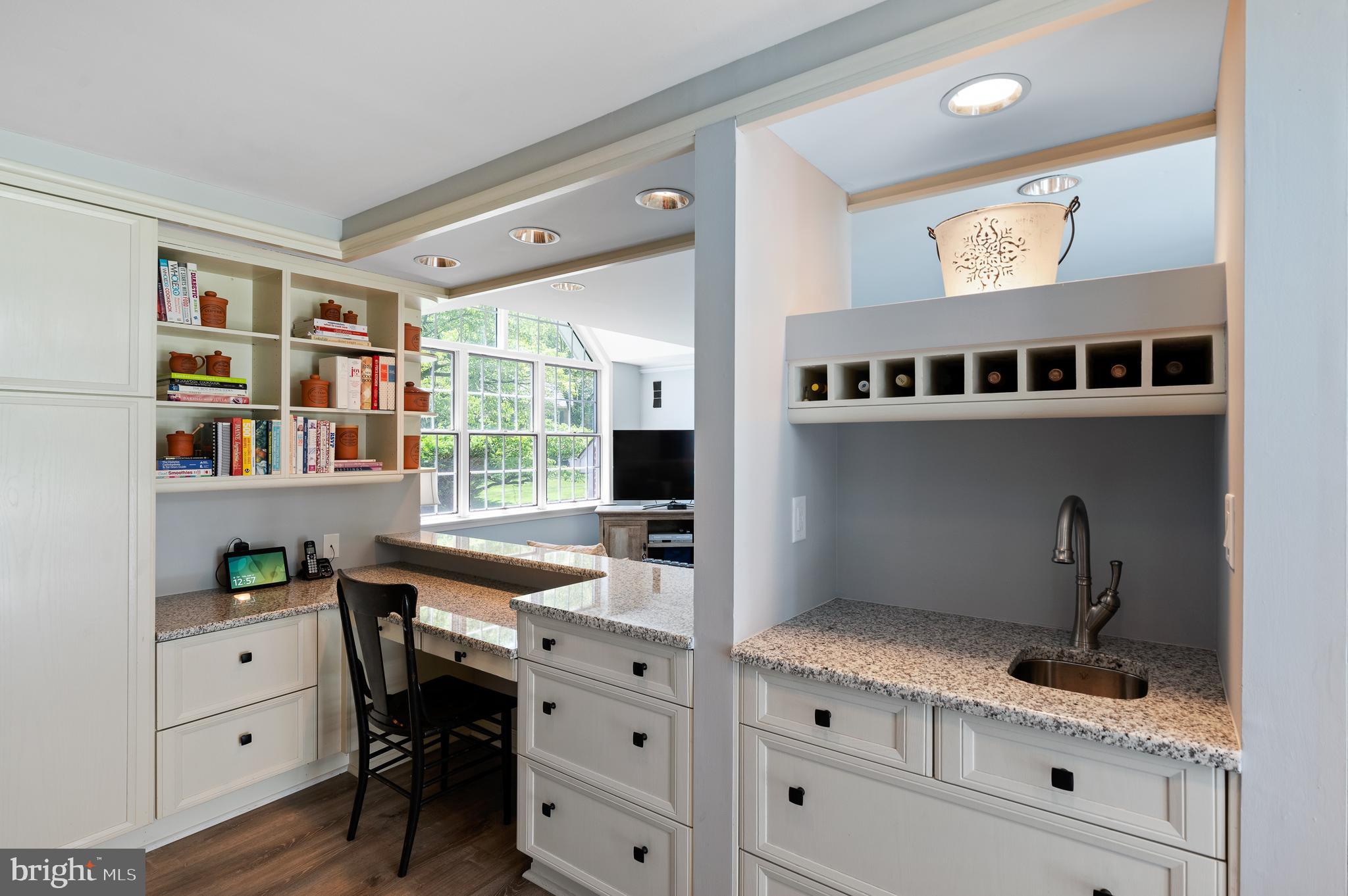 507 Timber Lane Devon, PA 19333 - Photo 8 of 38 Convenient Office Nook & Wet Bar