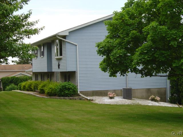483 North Penn Dixie Road Bath, PA 18014 - Photo 3 of 45 Gallery Image 3