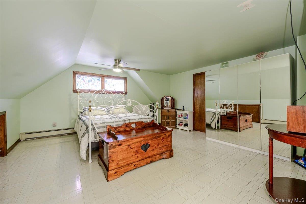1815 Meadowbrook Road Merrick, NY 11566 - Photo 13 of 25 Large and Bright